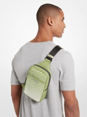 Cooper Medium Ombré Logo Sling Pack image number 3