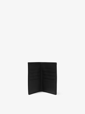 Bryant Pebbled Leather Billfold Wallet in BLACK | Michael Kors