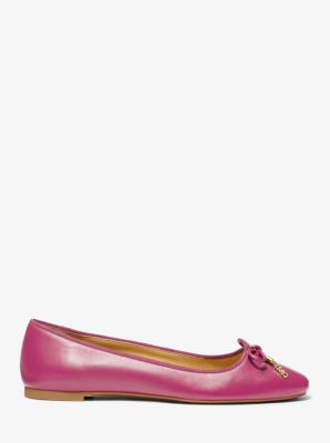Ballerine Nori en cuir in FUCHSIA FONC&Eacute; | Michael Kors