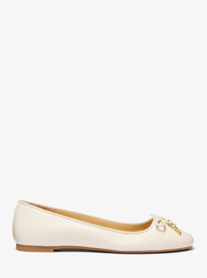 Cream flats hot sale