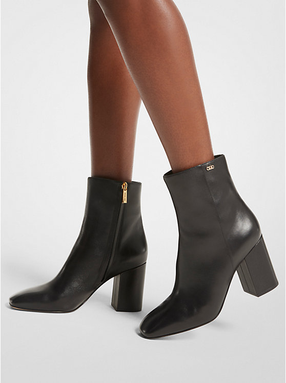 Perla Leather Ankle Boot image number 4