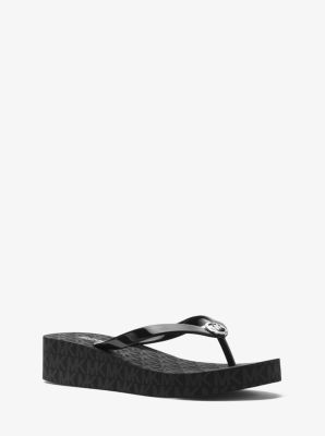 Michael kors bedford shop platform flip flops