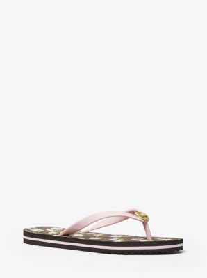 Michael kors store flip flops canada