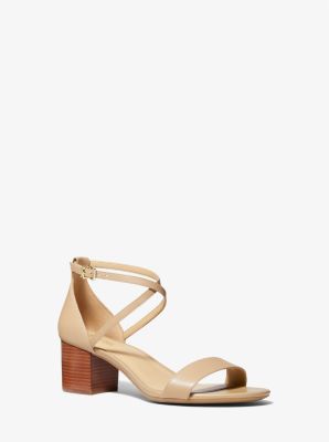 Kinsley Faux Patent Leather Sandal | Michael Kors Canada