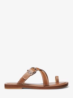 Sandale plate Ashton en cuir in LUGGAGE | Michael Kors