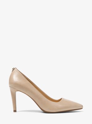 Michael kors claire shop embossed leather pump