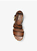 Sandale à plateforme Garner en cuir bruni clouté image number 2