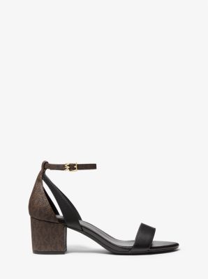Cardi Flex Logo Sandal