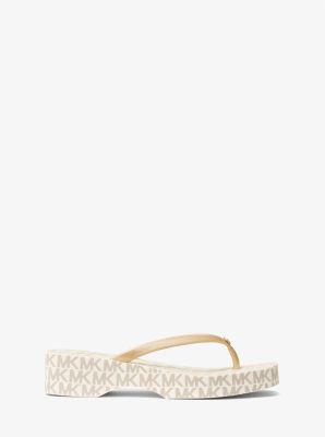 【Michael Kors】☆サンダル☆ Lilo PVC Flip Flop Lilo PVC Flip Flop | Michael Kors [US]