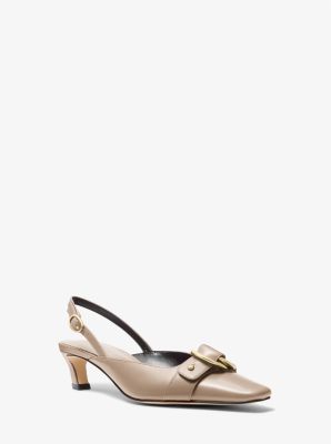 MK Slingpumps Jaden Aus Leder Mit Kitten-Heel-Absatz - Natur