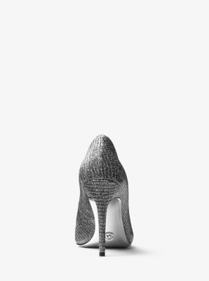 Claire Chain-Mesh Pump