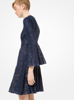 Vestido de tul el&aacute;stico con vuelo y lentejuelas con motivos florales