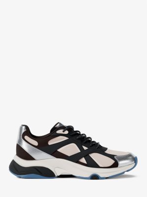 Leo Mixed-Media Trainer