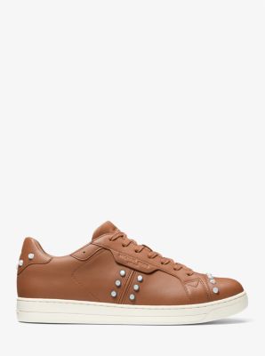 Sneaker Keating van leer met studs image number 1