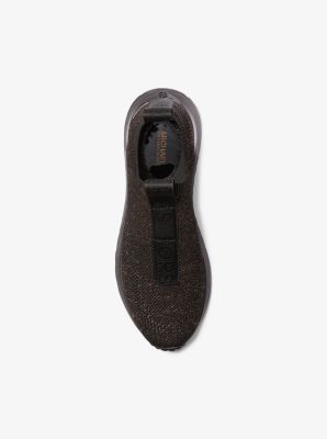 Zapatilla Bodie de punto elástico metalizado sin cordones con cinta de logotipo