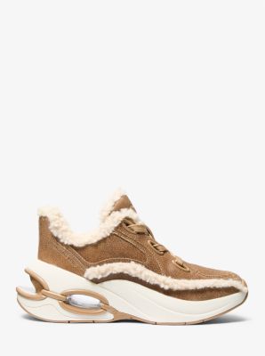 Sneaker Toni aus Kunstlammfell und Leder im Used-Look