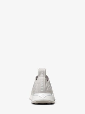 Sneaker Bodie slip-on in maglia stretch con logo in rilievo image number 2