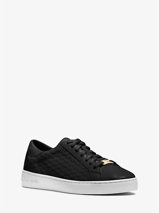 Colby Embossed-Logo Leather Sneaker image number 0