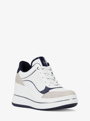 MK Sneaker Emmy Aus Materialmix Mit Keilabsatz - Blau