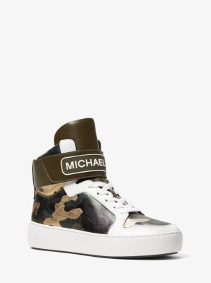 Total 61+ imagen michael kors camo sneakers