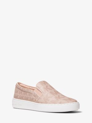 Slip on sale sneakers michael kors