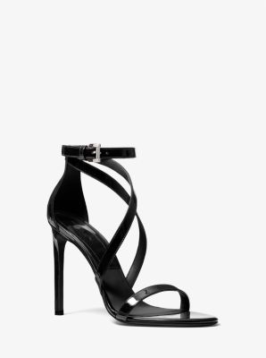 Ingrid Patent Leather Sandal in NEGRO | Michael Kors