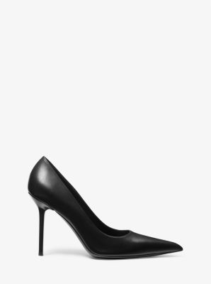 Black michael kors pumps on sale