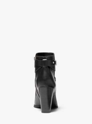 【MICHAEL KORS】アメリカ限定★SALE Kincaidライディングブーツ Kincaid Riding Boot | Michael Kors [US]
