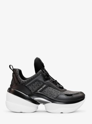 Olympia Signature Logo Trainer