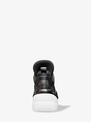 Olympia Signature Logo Trainer