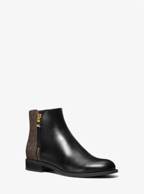 마이클 마이클 코어스 부츠 Michael kors Britt Signature Logo Trim Ankle Boot