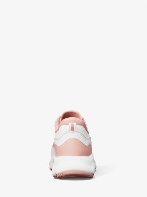 Katrina Mixed-Media Trainer