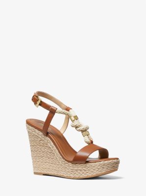 Arriba 48+ imagen michael kors holly wedge