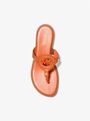 Michael kors aubrey deals thong sandals