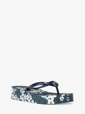 Bedford Printed Signature Logo Flip Flop in NAVY | Michael Kors