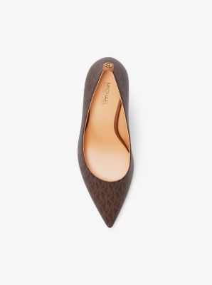 Willa Signature Logo Pump
