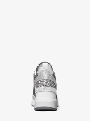 Crista Mixed-Media Trainer