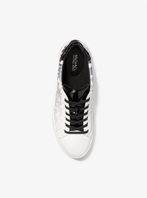 Poppy graphic store logo leather sneaker