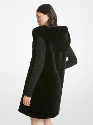 Quilted Faux Fur Hooded Vest image number 1