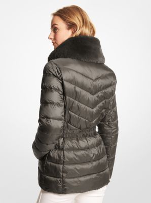 Faux fur-trimmed quilted shell hooded coat