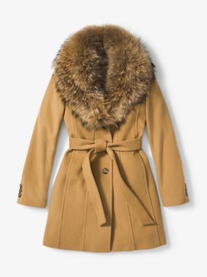 Camel coat with outlet fur hood