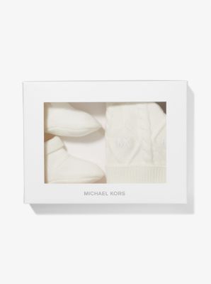 Ensemble-cadeau de tuque et de chaussons en tricot torsad&eacute; pour b&eacute;b&eacute; in CR&Egrave;ME | Michael Kors