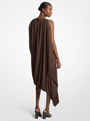 Vestido tipo vela en sat&eacute;n t&eacute;cnico drapeado