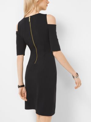 Robe &agrave; tricot point de Rome &agrave; &eacute;paules d&eacute;coup&eacute;es