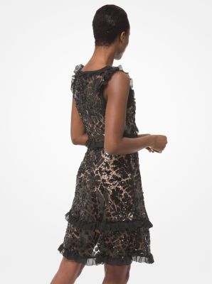 Spitzenkleid mit Rüschensaum und Pailletten image number 1