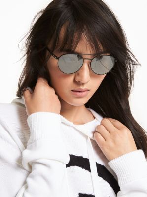 The No. 2 Round Sunglasses