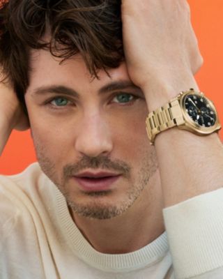 Reloj Panorama oversize en tono dorado