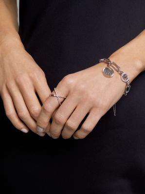 Breloque à logo en argent sterling à placage en métal précieux