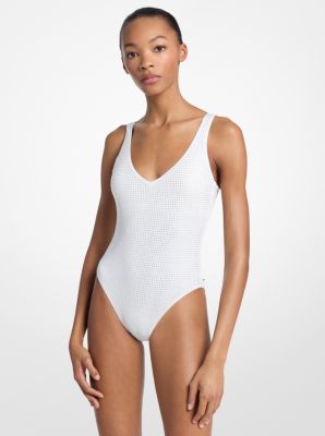 Traje de ba&ntilde;o con incrustaciones de pedrer&iacute;a