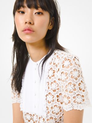 Robe en dentelle à motif floral et à paillettes